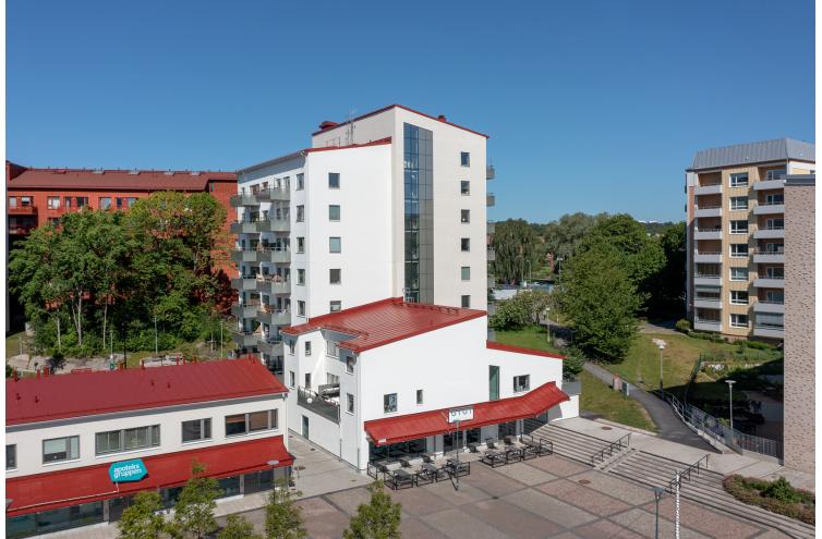 Bilden visar Radiotorget och Antenngatan i området Järnbrott, Göteborg 