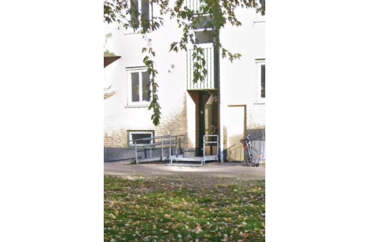 Redbergsvägen 15B